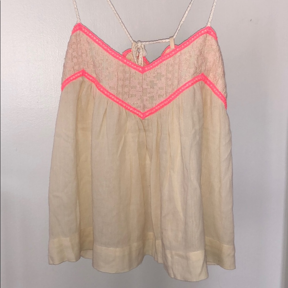 Tie-Back going out top